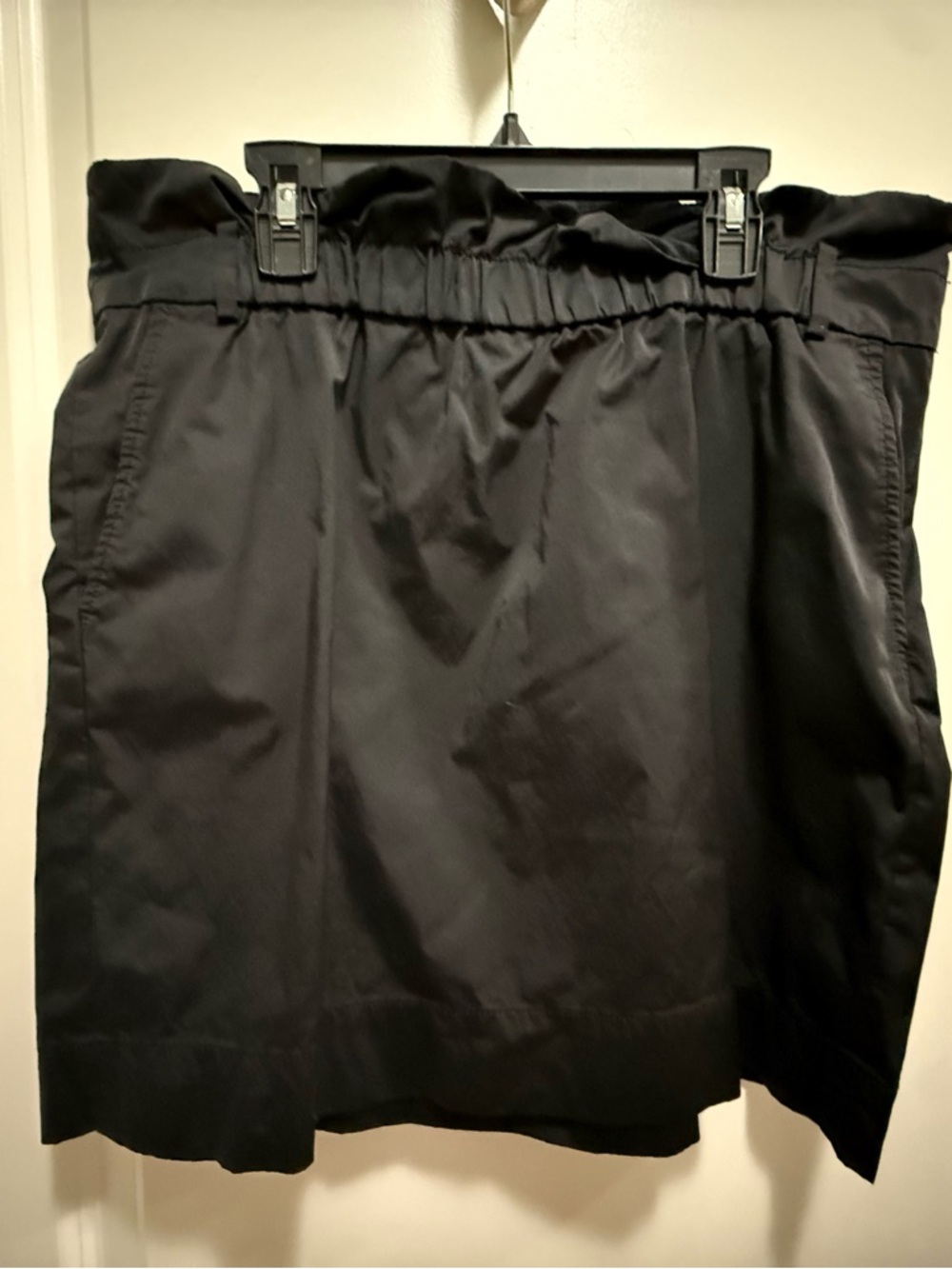 Banana Republic Black Paperbag Waist Mini Skirt
